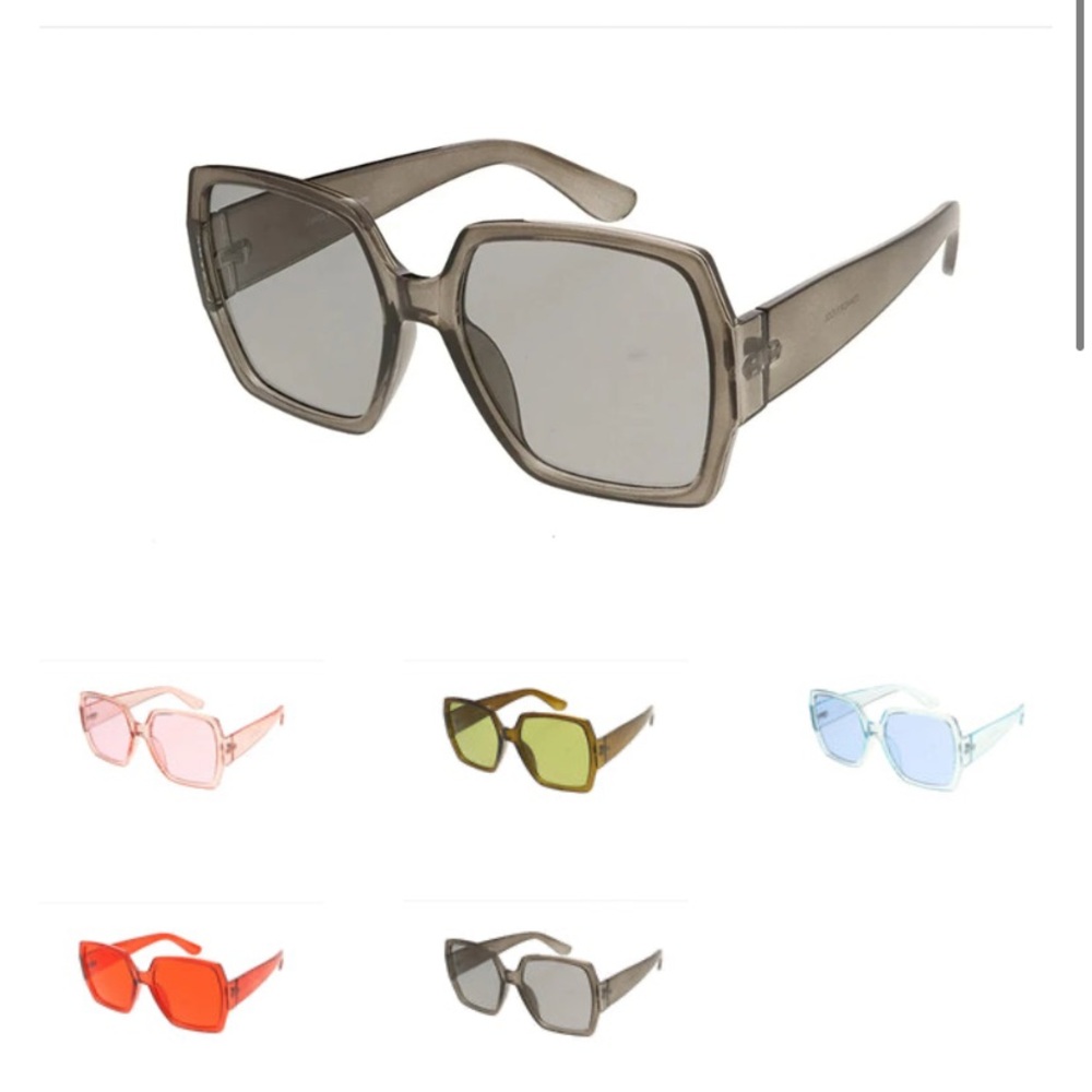 SQUARE PLASTIC  FRAME SUNGLASSES light grey
